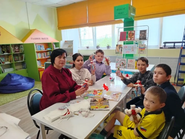 Познавательный час «Семь и Я»
