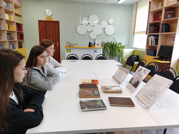 Краеведческий час «Жизнь и творчество Николая Ильбекова»